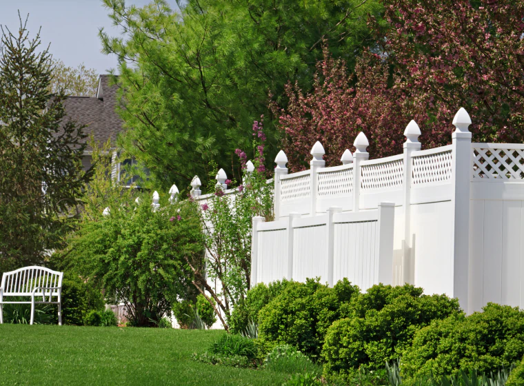 vinyl fence